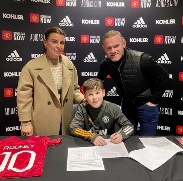  哈兰德帽子戏法助曼城大胜伯恩茅斯，创队史纪录