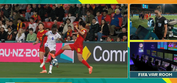  兰斯中场核心红牌离场导致球队客场溃败于里尔  